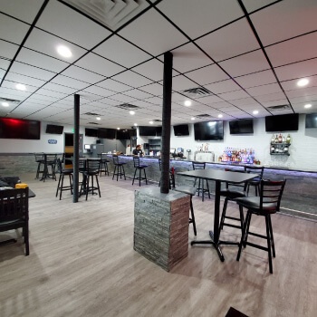 Beefalo Bob's New Sports Bar and Grill with Award Winning BBQ and Ice Cold Drinks