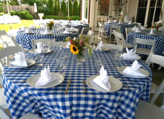 gingham table setup